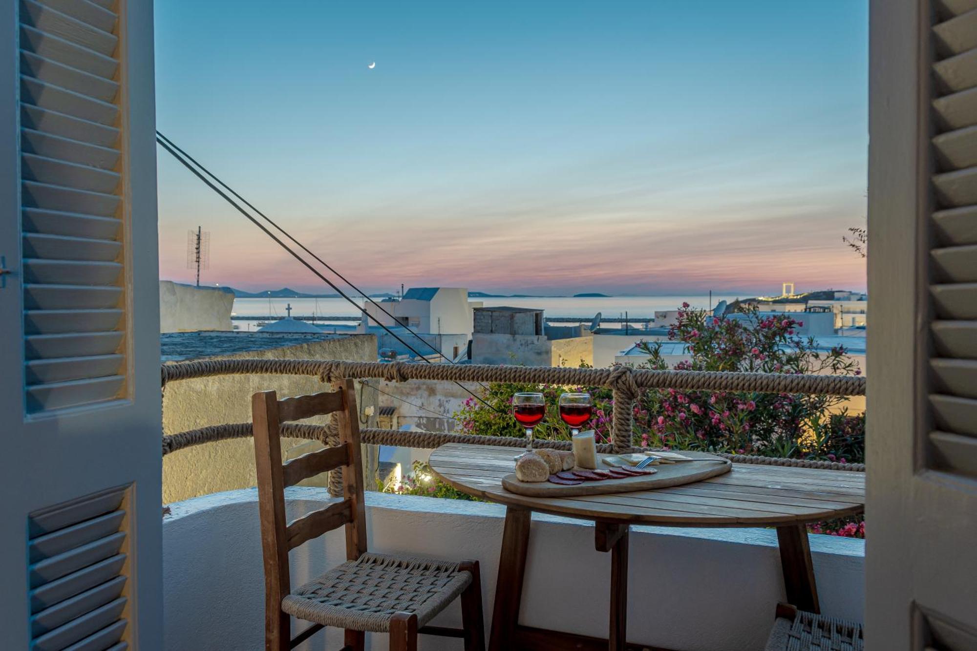 Venetian Suites III Naxos City ภายนอก รูปภาพ