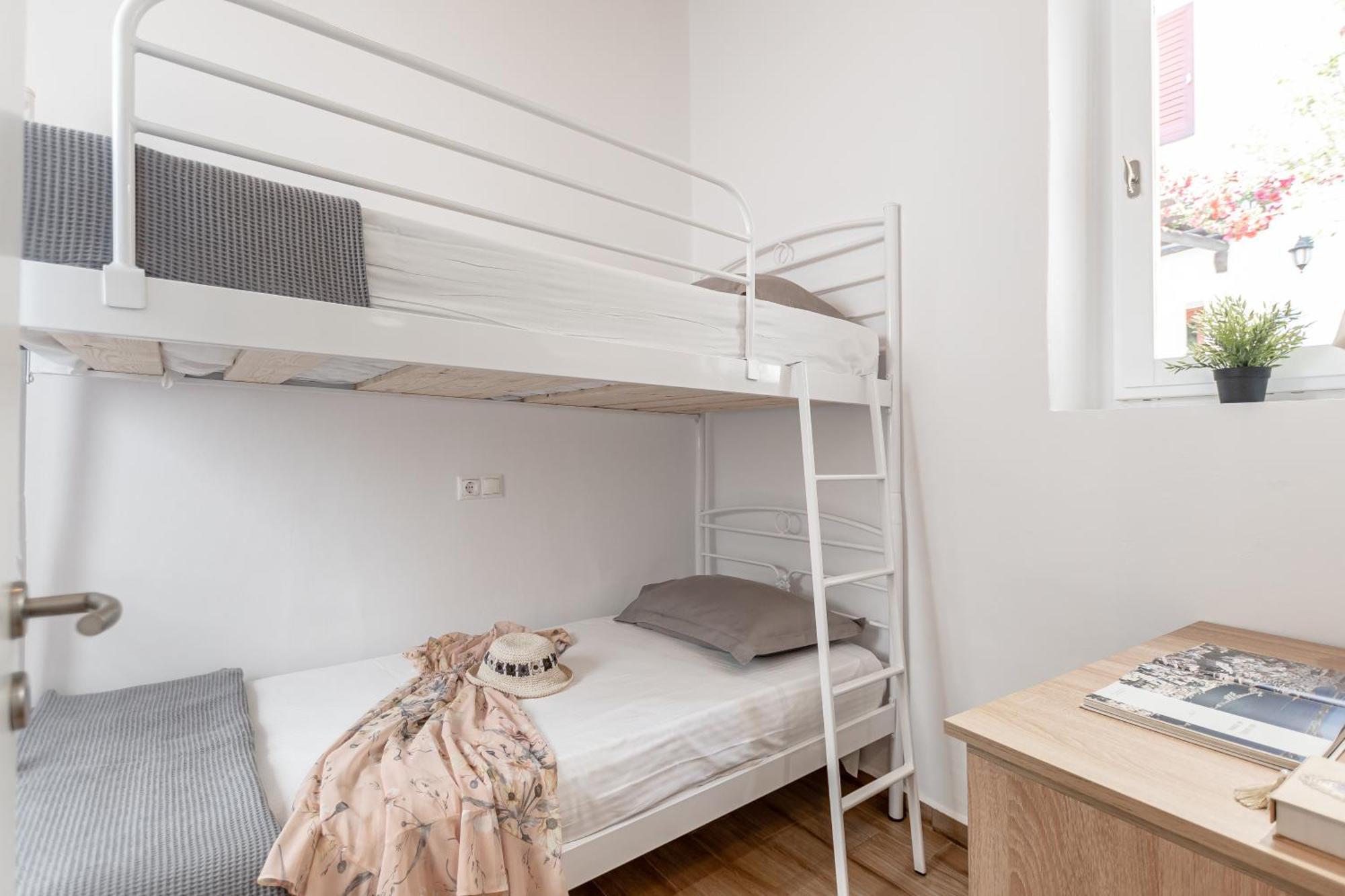 Venetian Suites III Naxos City ภายนอก รูปภาพ
